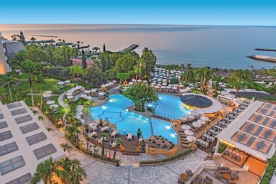Mediterranean Beach Hotel Cipro